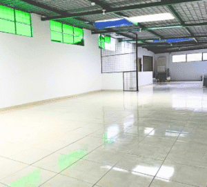 Bodegas industriales en venta en Solca