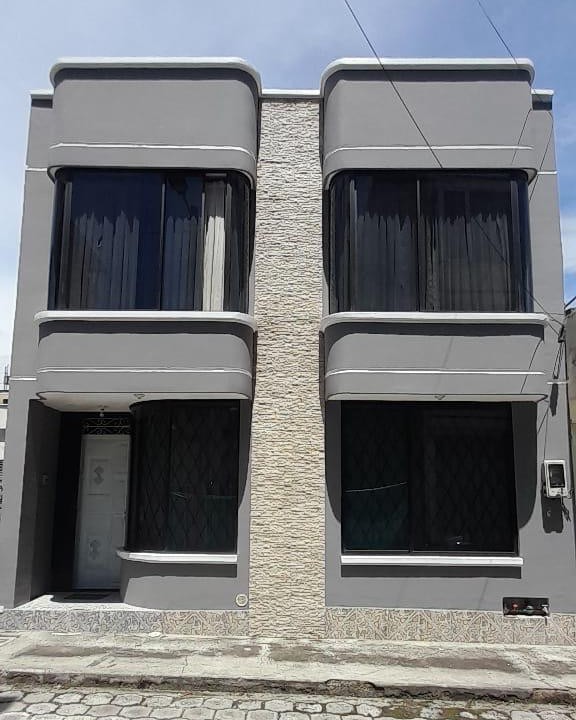 Casa en Venta frente a Plataforma Sur - Quitumbe