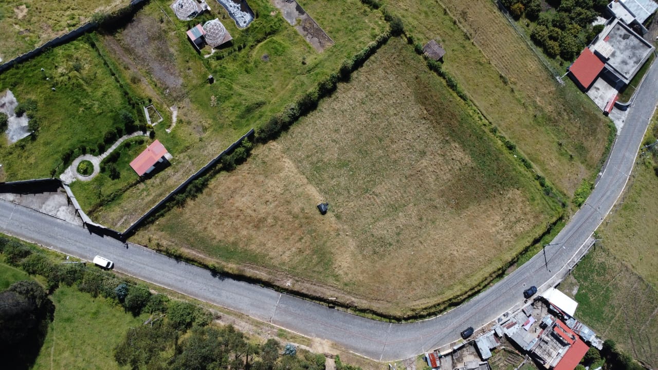 Terreno en venta Uyumbichu Simón Bolívar Valle caliente Uyumbichu